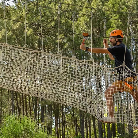 El Bosque De La Herrezuela 3* Guisando