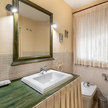 Hotel El Bosque De La Herrezuela Guisando